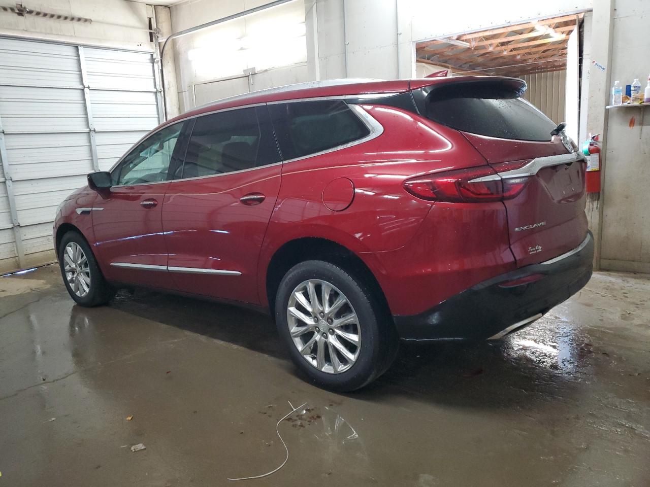 2021 Buick Enclave - Image 2
