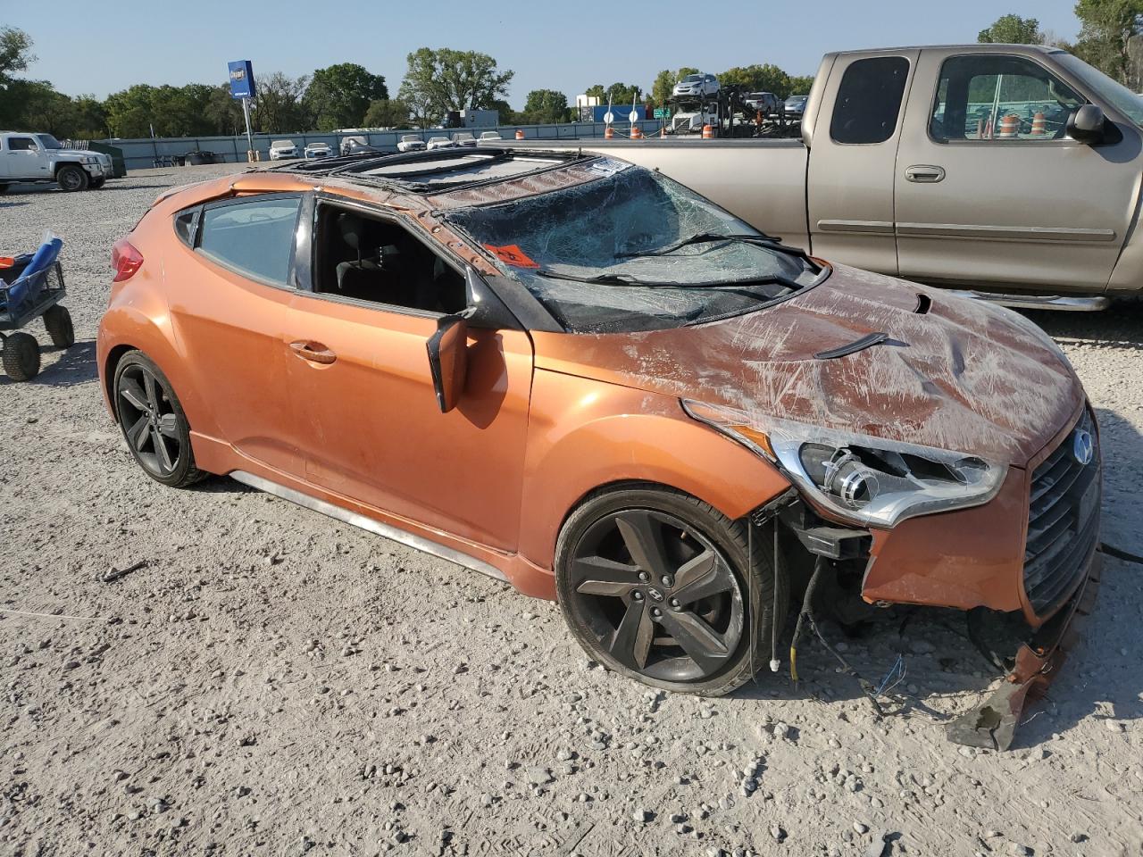 2015 Hyundai Veloster - Image 4