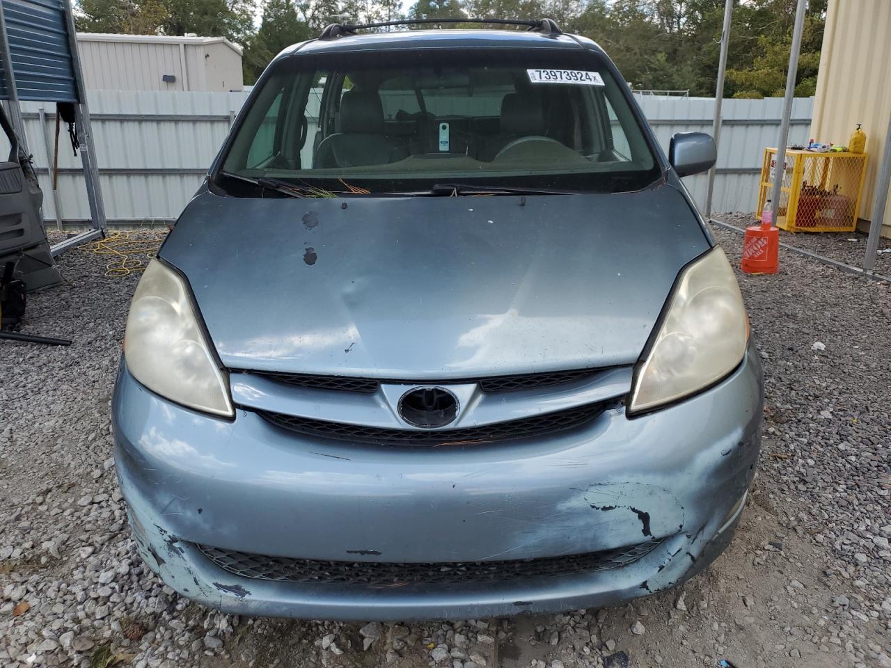 2009 Toyota Sienna - Image 5