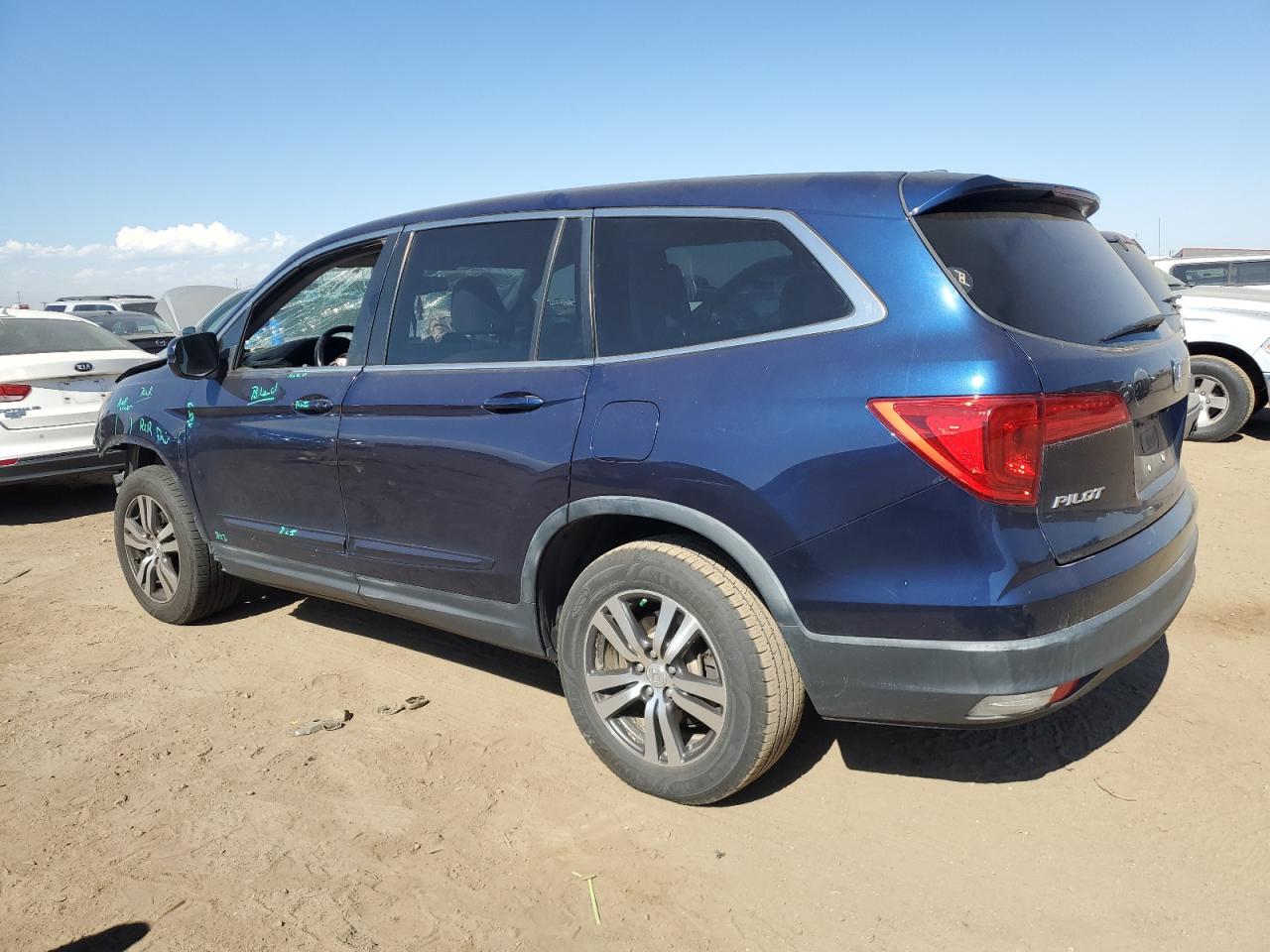 2016 Honda Pilot - Image 2