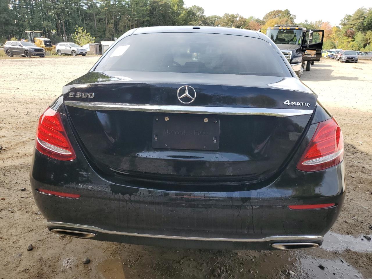 WDDZF4KB0KA527485 2019 Mercedes-Benz E 300 4Matic