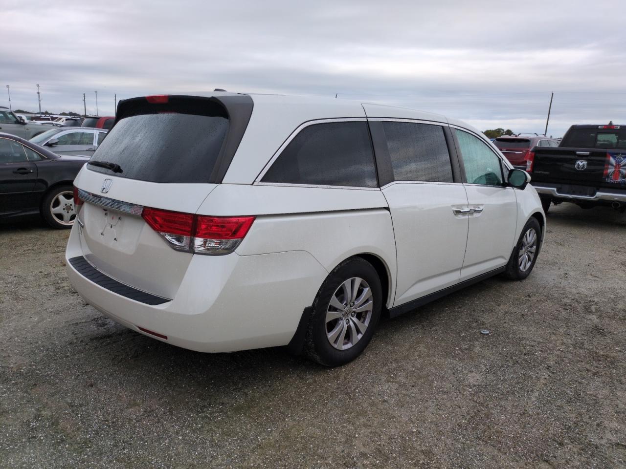 2014 Honda Odyssey - Image 3