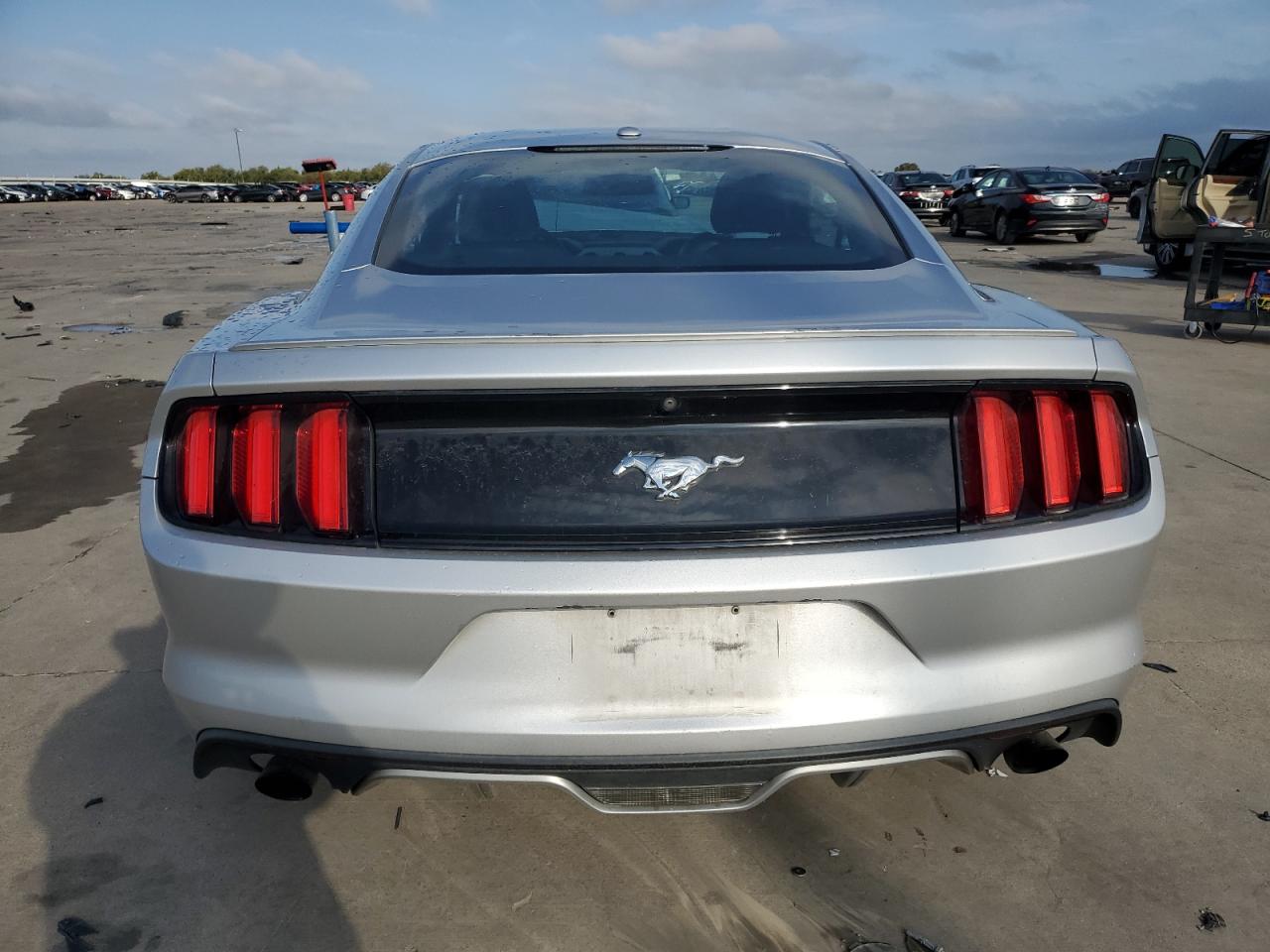 2017 Ford Mustang - Image 6