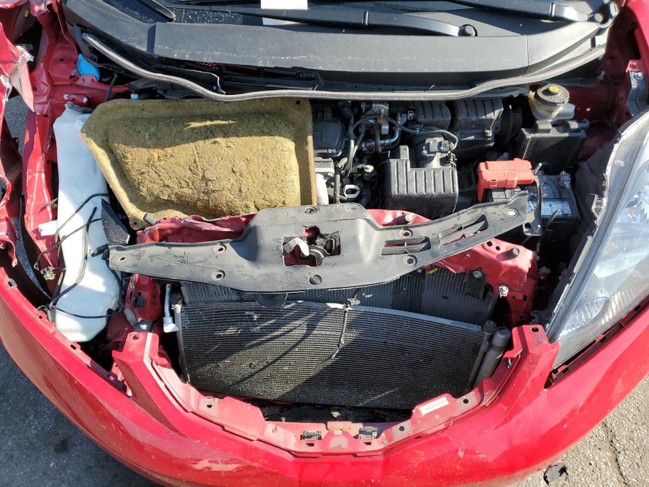 2013 Honda Fit VIN: JHMGE8H38DC082673 Lot: 77756424