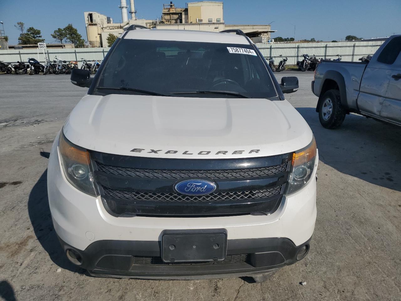 2014 Ford Explorer - Image 5