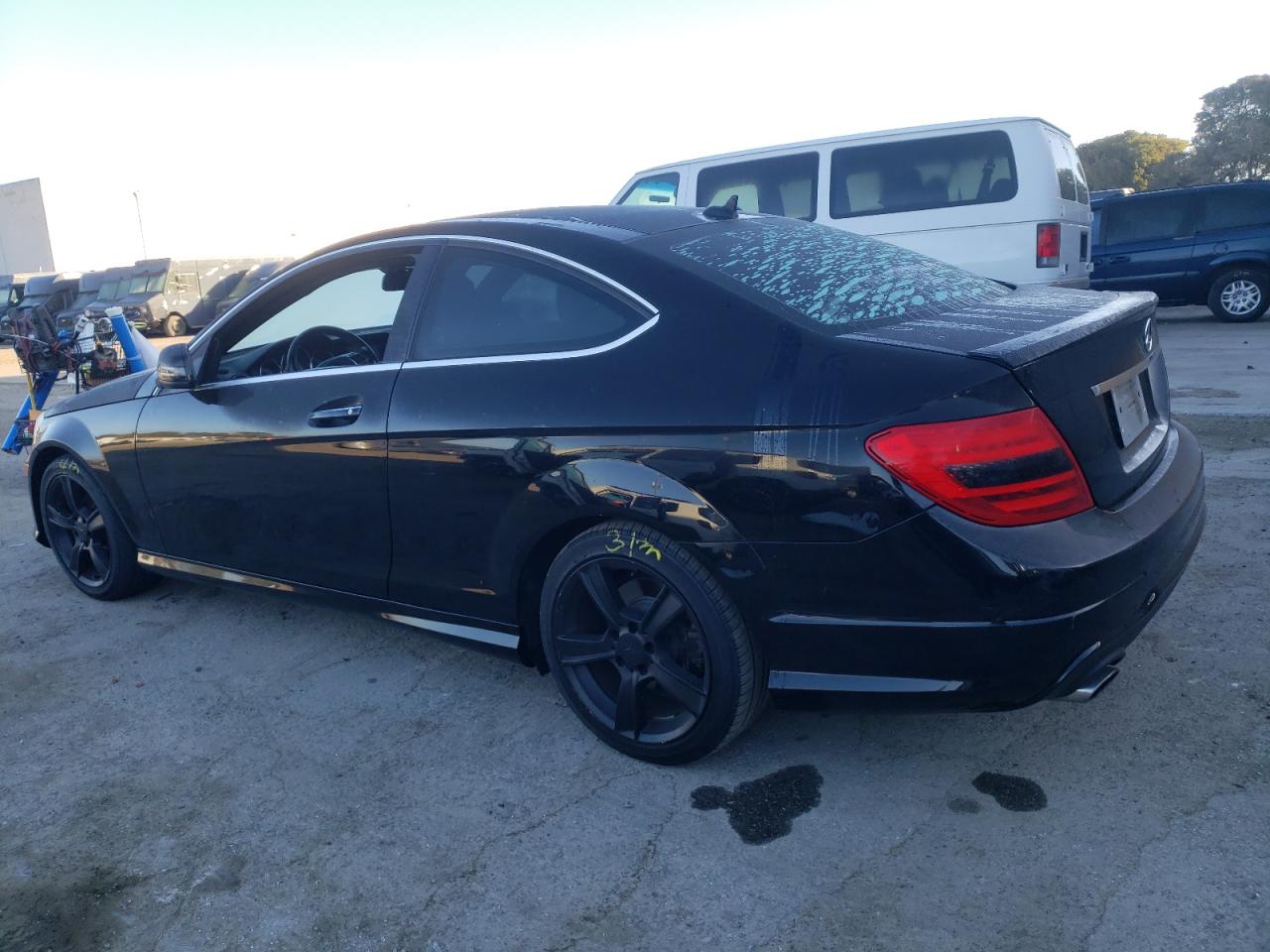 VIN WDDGJ4HB3EG288867 2014 MERCEDES-BENZ C-CLASS no.2