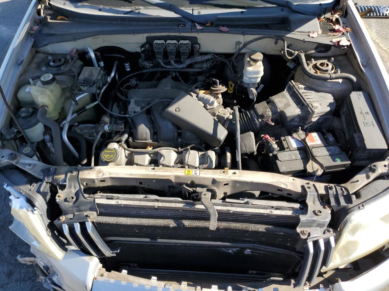 2005 Mercury Mariner - Image 12