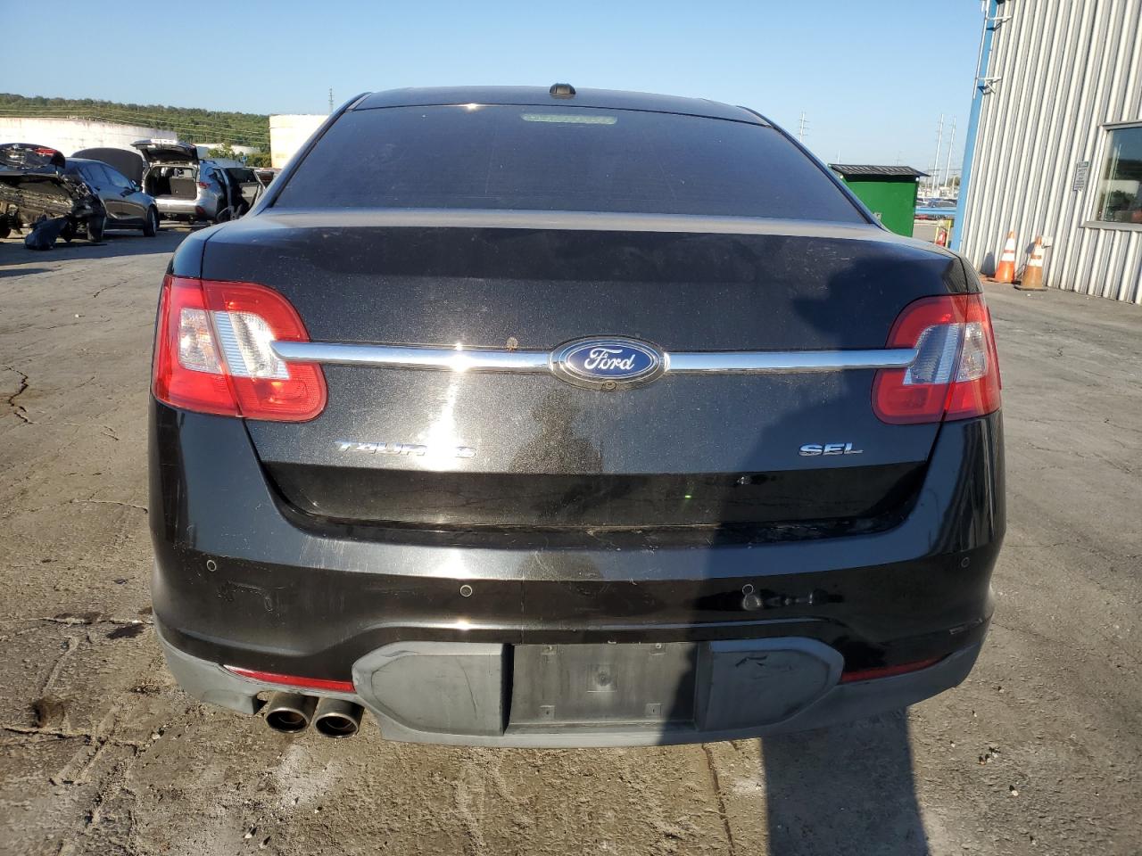 1FAHP2EW6AG170692 2010 Ford Taurus Sel