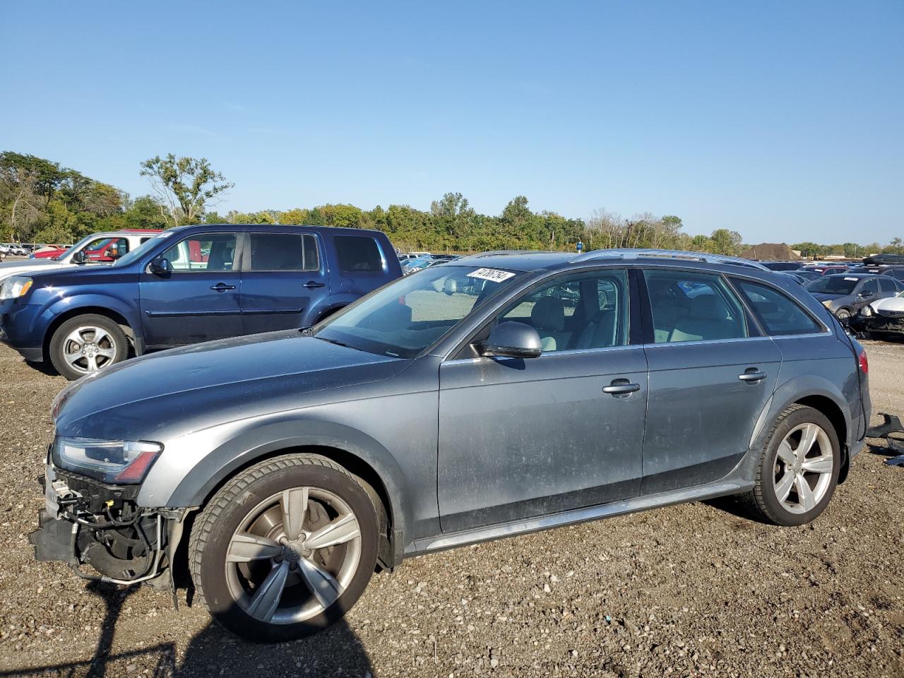 2013 Audi A4 Allroad Premium Plus продається в Des Moines, IA - Rear End