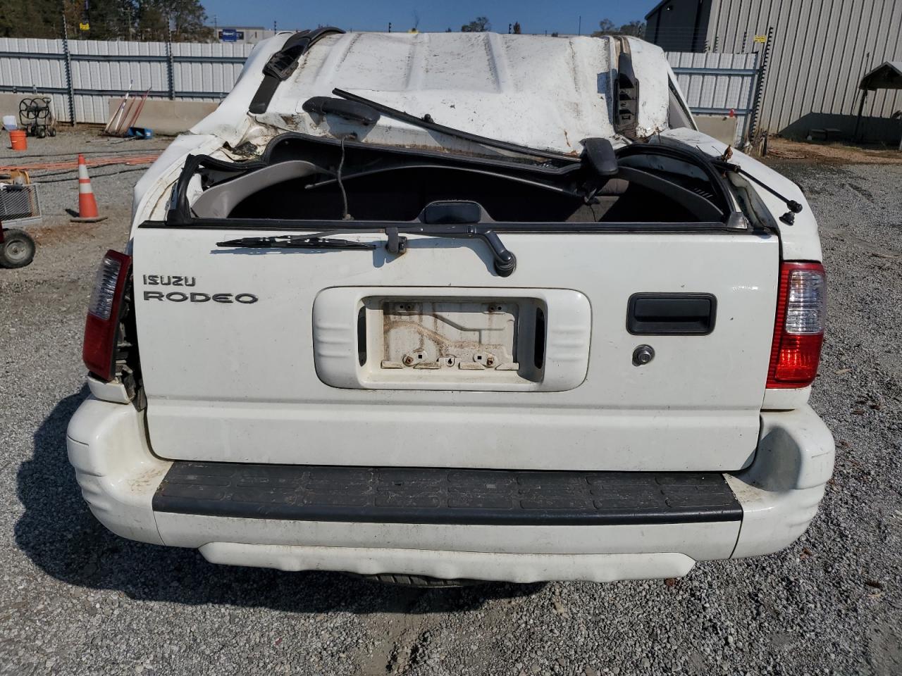 2004 Isuzu Rodeo S VIN: 4S2DM58W144310706 Lot: 74980644