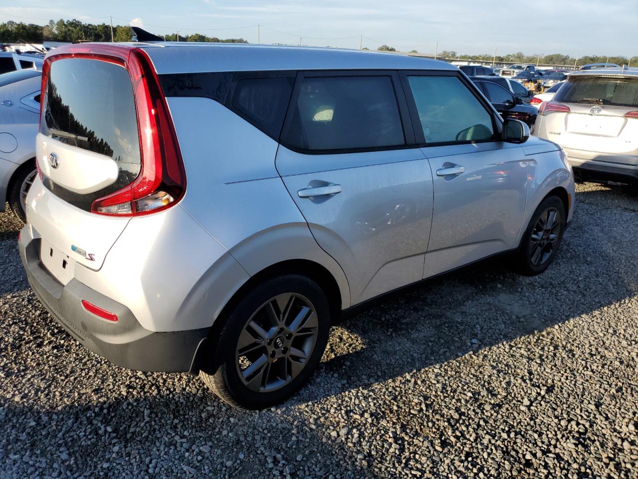 2021 Kia Soul - Image 3