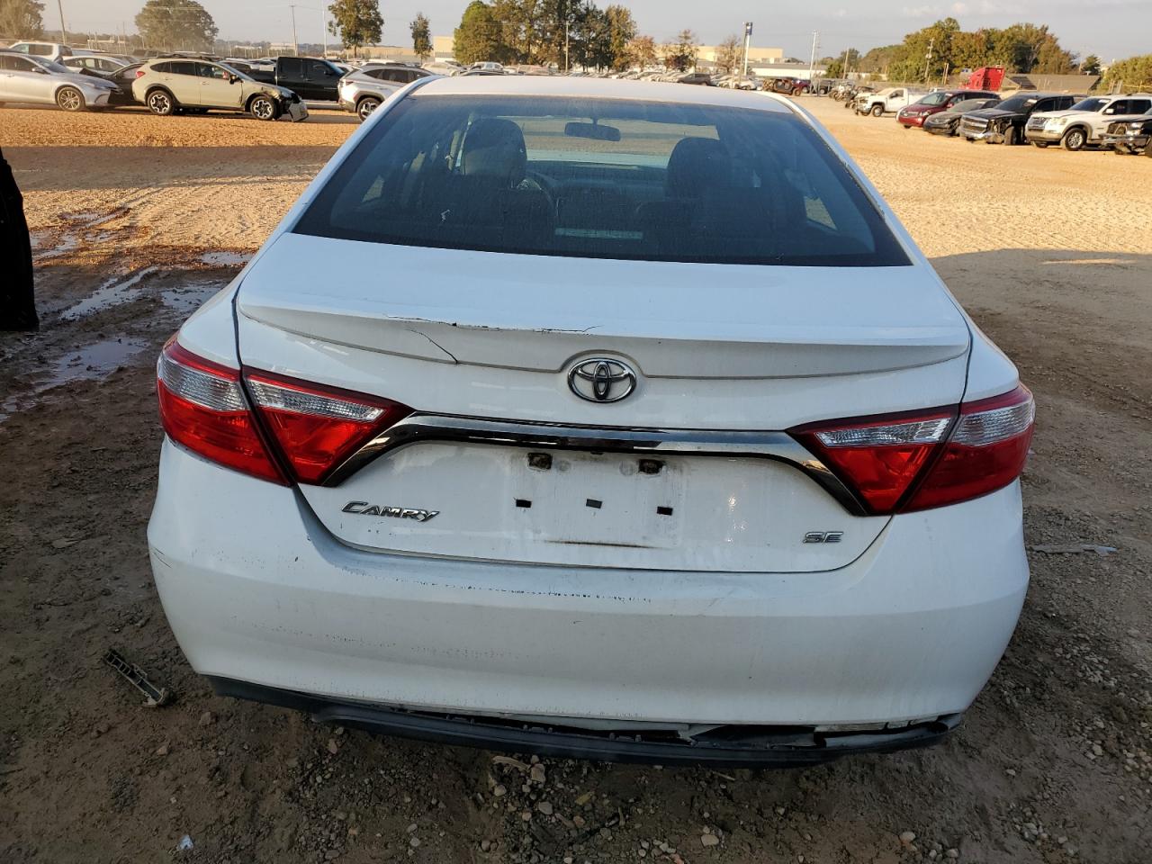 2015 Toyota Camry Le VIN: 4T1BF1FK3FU109832 Lot: 77910154