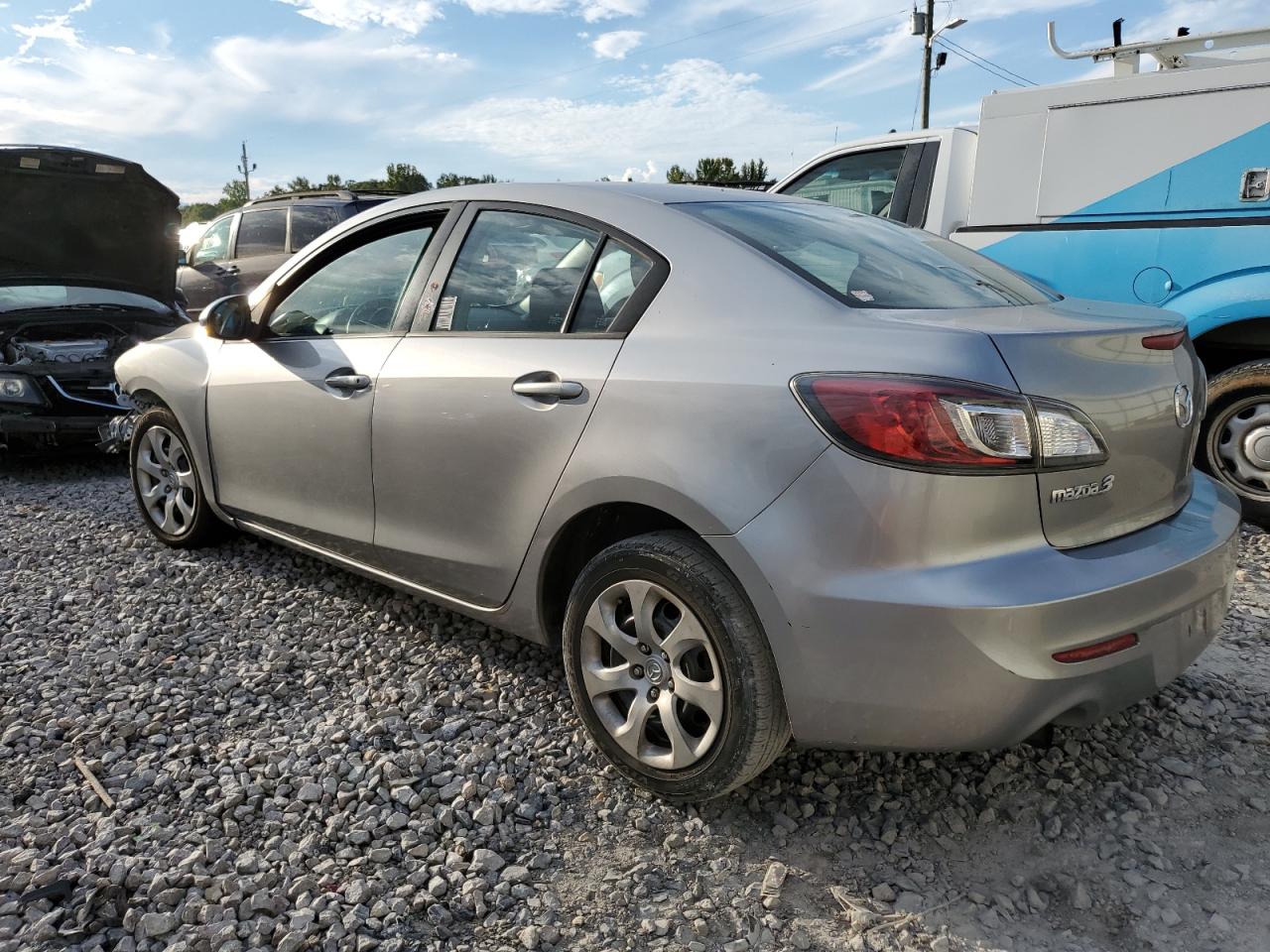 2013 Mazda 3 - Image 2