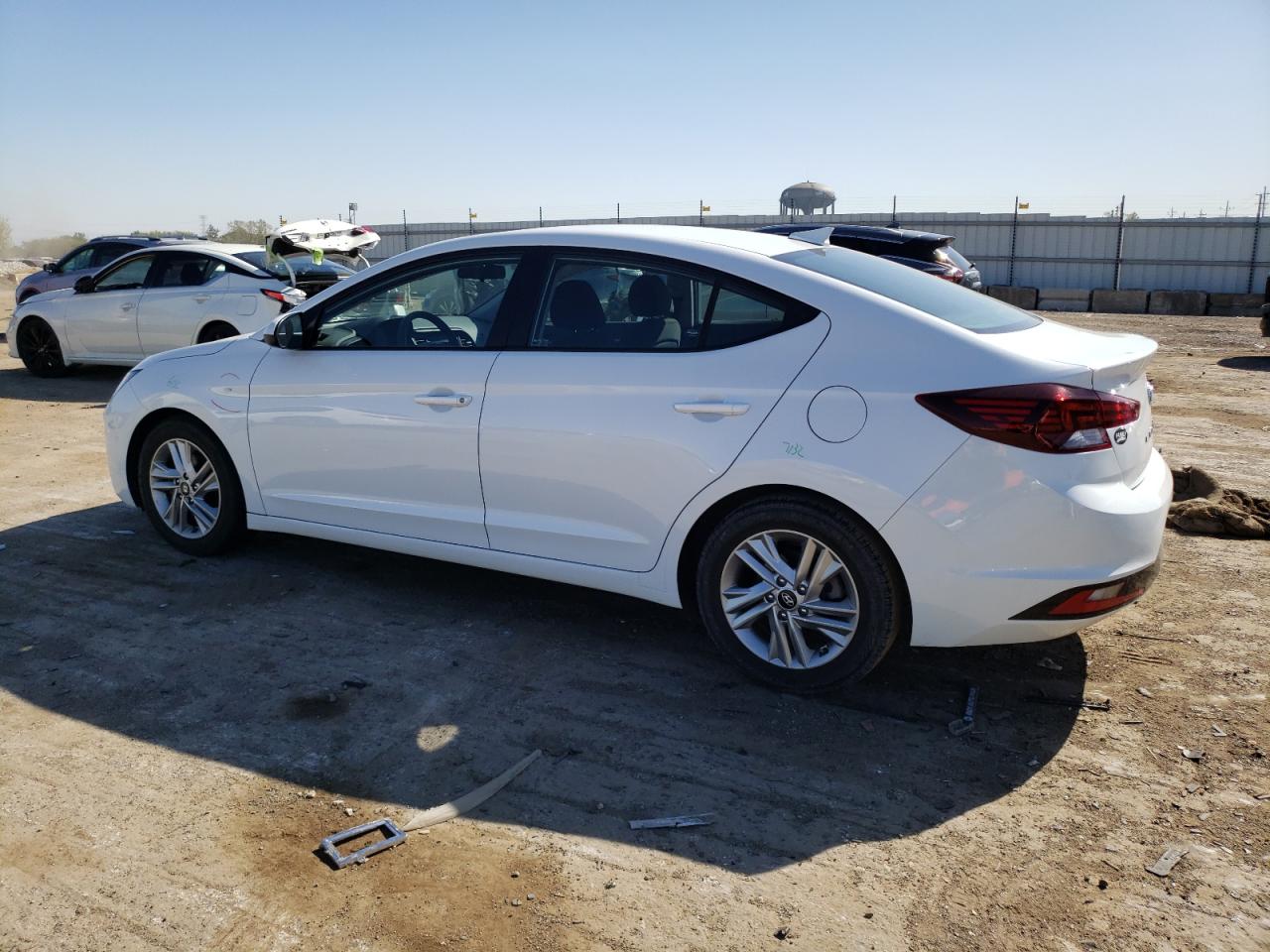 2020 Hyundai Elantra - Image 2