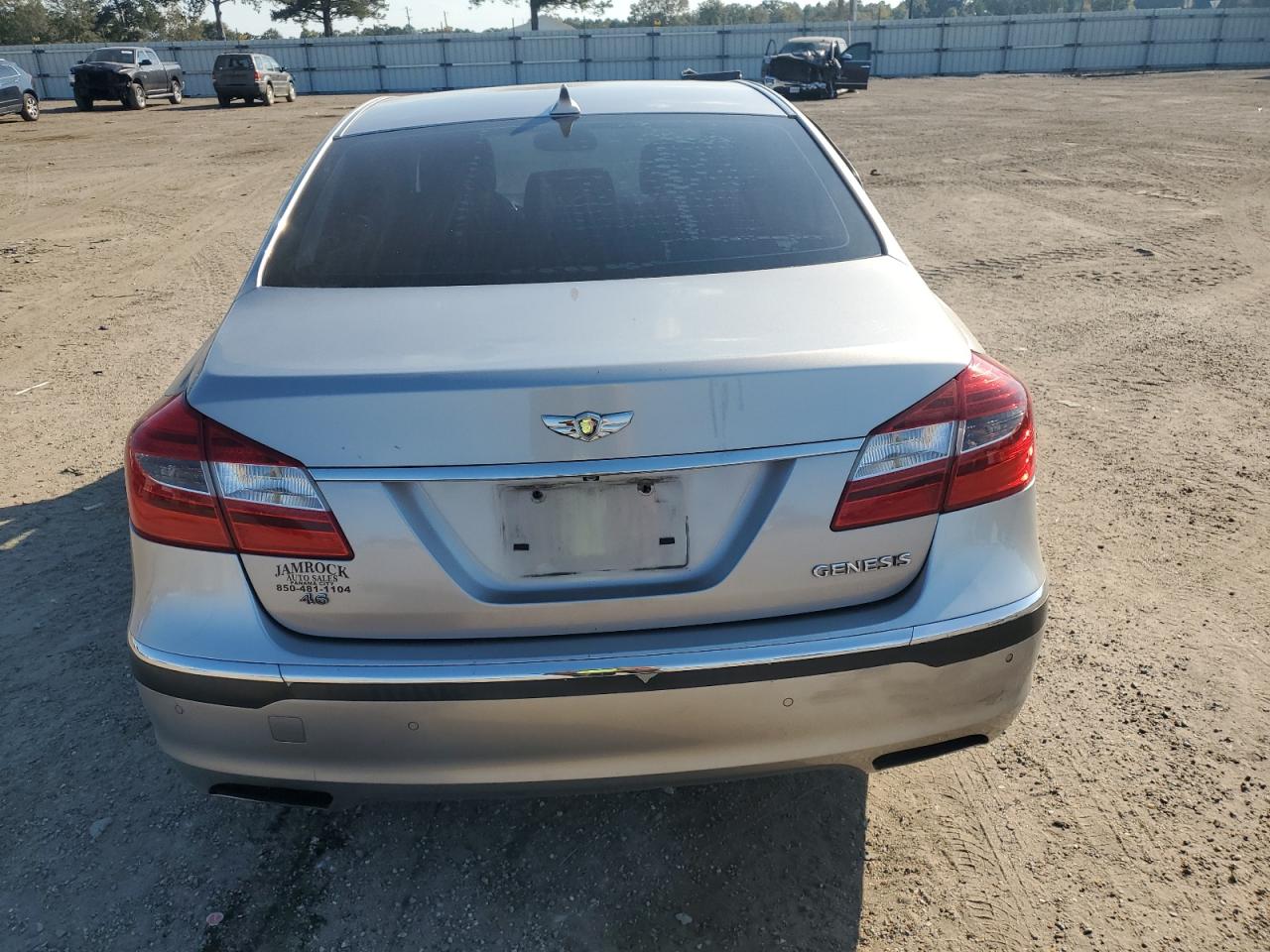 2012 Hyundai Genesis - Image 6