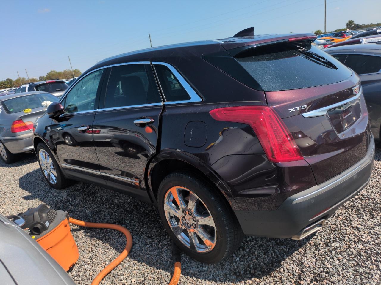 2018 Cadillac XT5 - Image 2