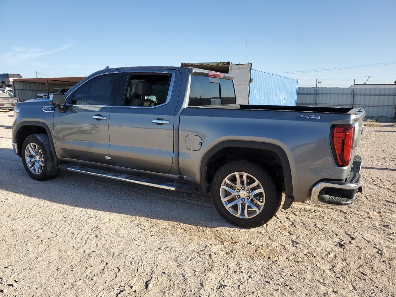 2020 GMC Sierra - Image 2