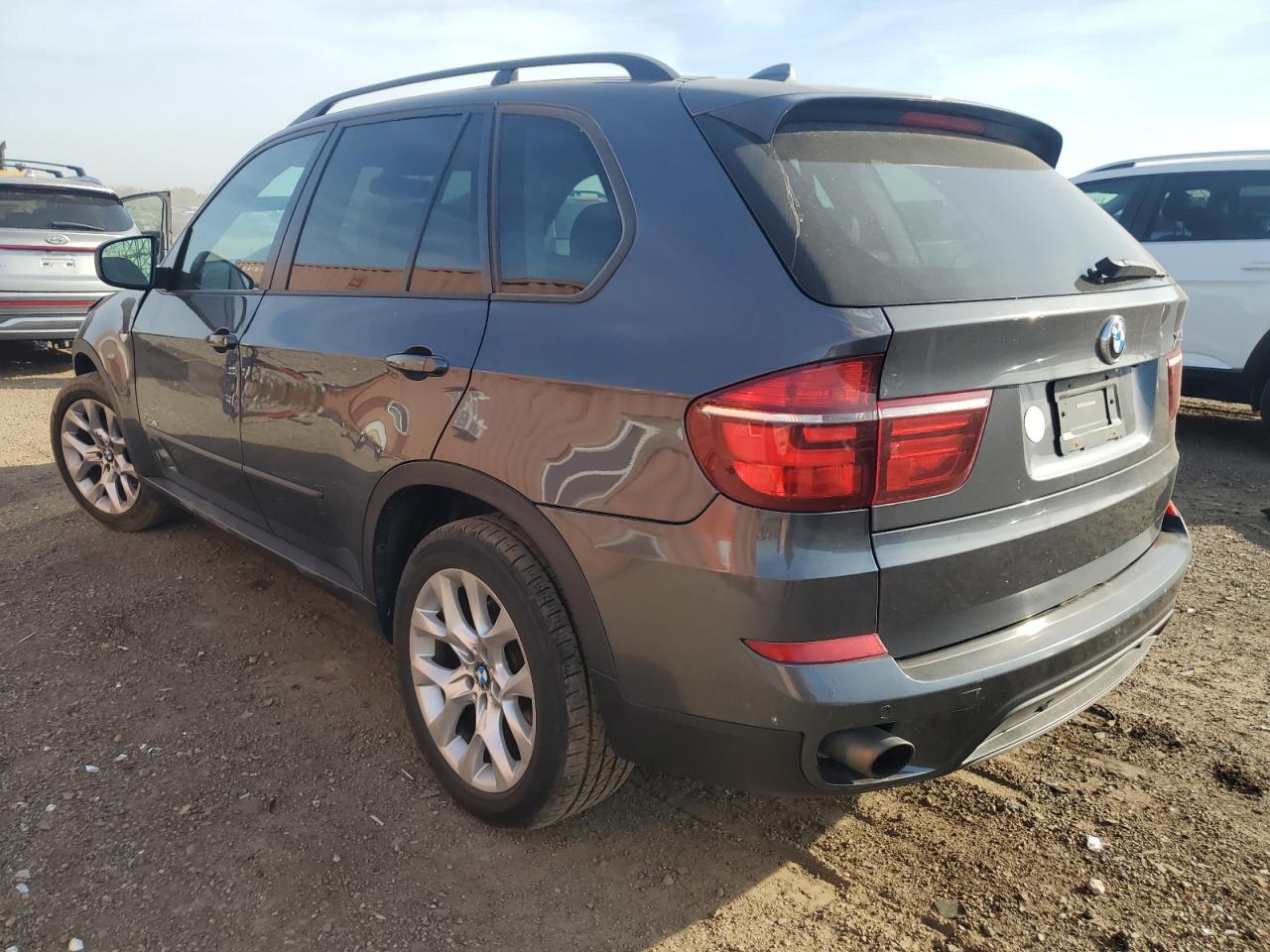 2011 BMW X5 - Image 2