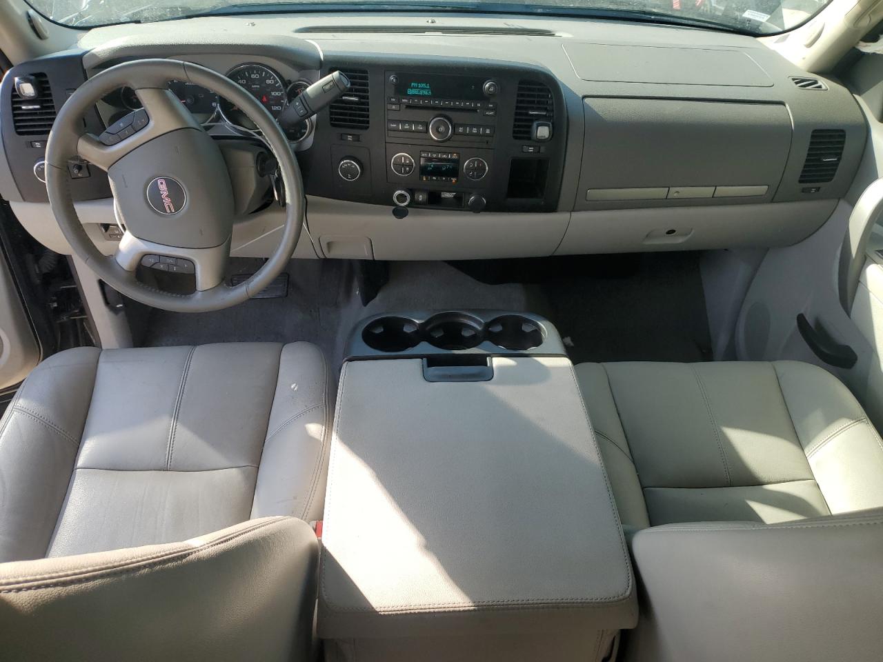 2013 GMC Sierra - Image 8