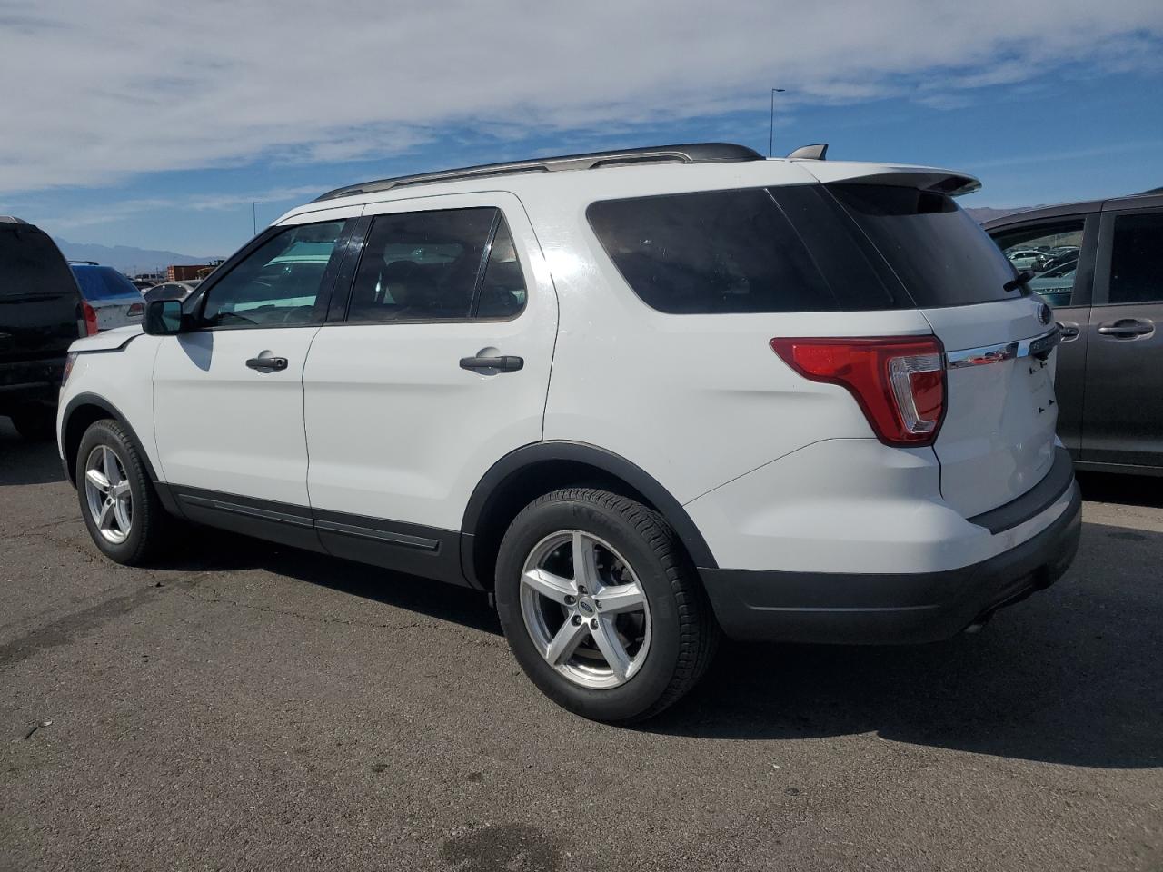 2018 Ford Explorer - Image 2