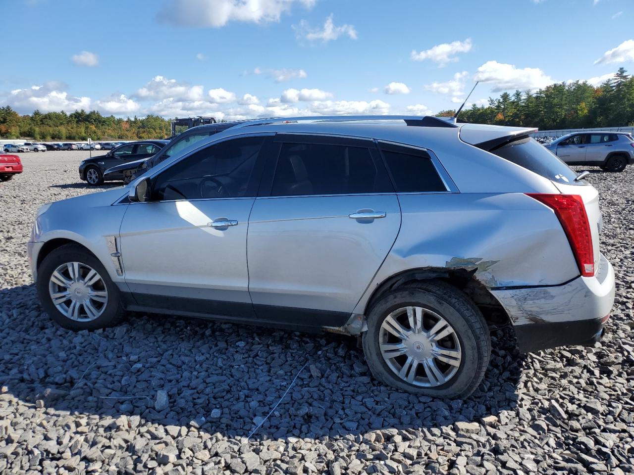 2011 Cadillac SRX - Image 2