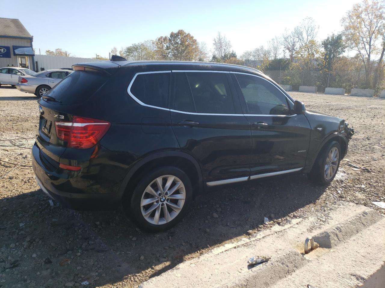 VIN 5UXWX9C5XH0T12113 2017 BMW X3 no.3