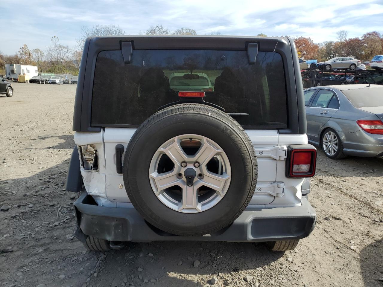 2019 Jeep Wrangler - Image 6