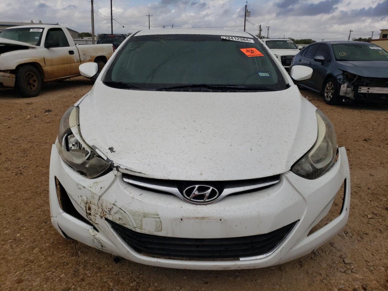 2016 Hyundai Elantra - Image 5
