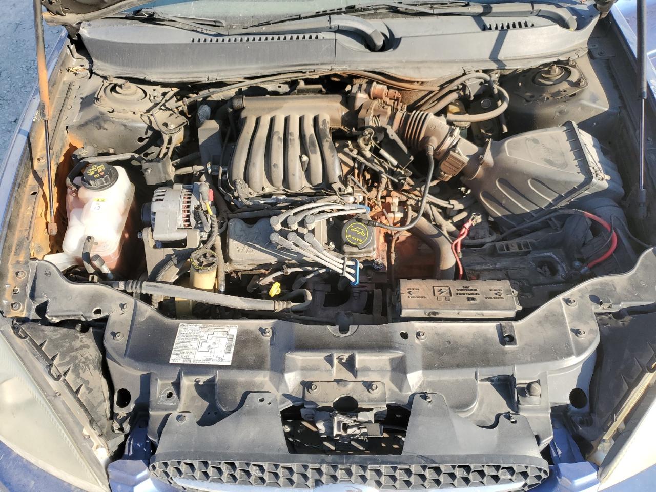 2003 Ford Taurus - Image 12