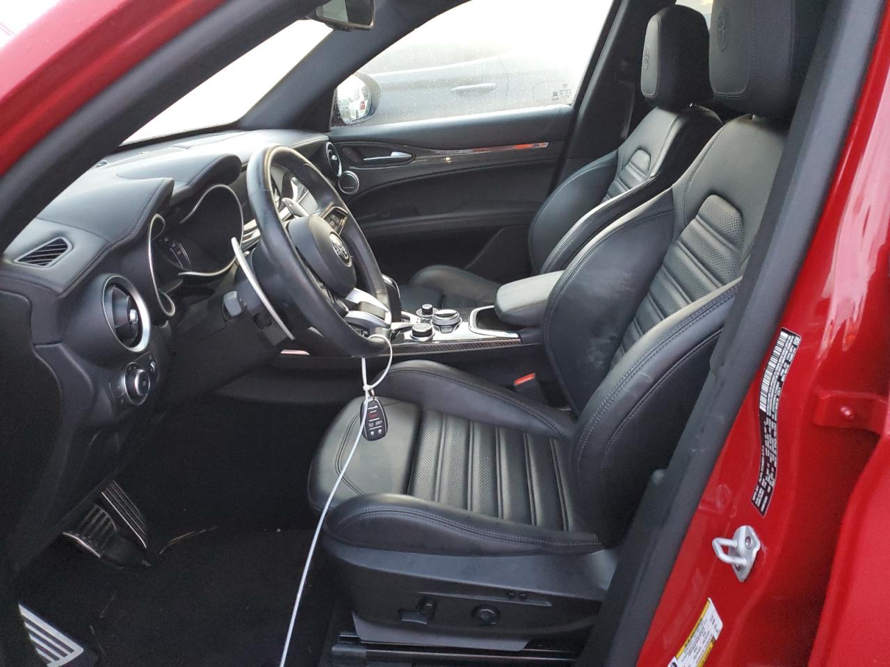 2020 Alfa Romeo Stelvio - Image 7