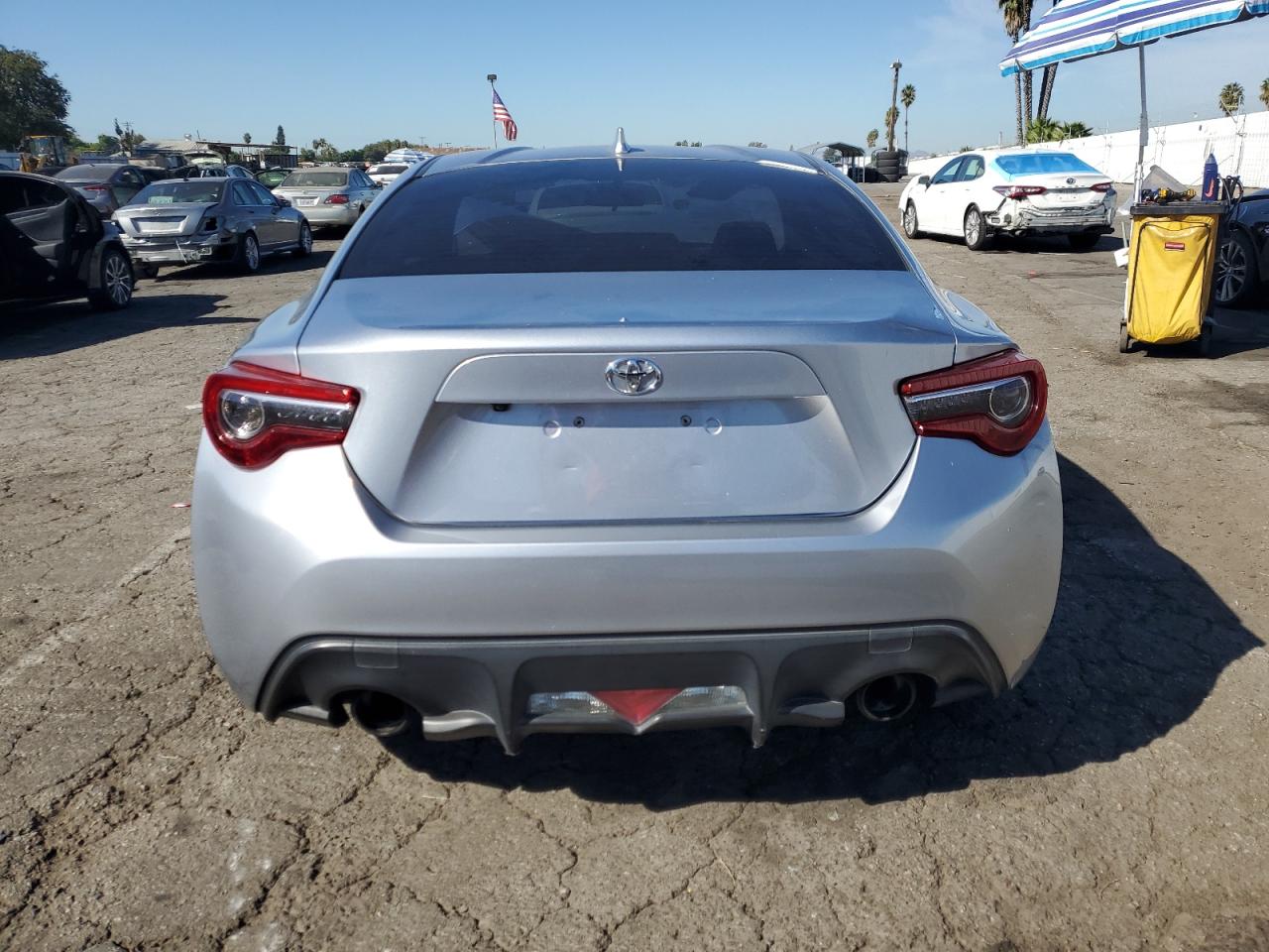 2017 Toyota 86 Base VIN: JF1ZNAA15H8706311 Lot: 77263614