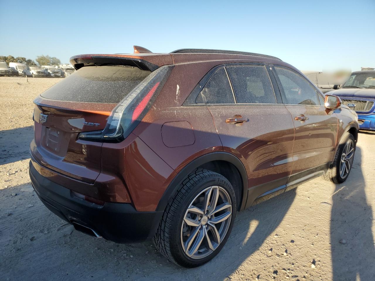 VIN 1GYFZER46KF171218 2019 CADILLAC XT4 no.3