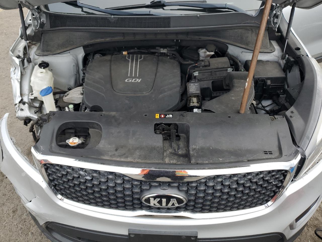 5XYPGDA59JG409217 2018 Kia Sorento Lx