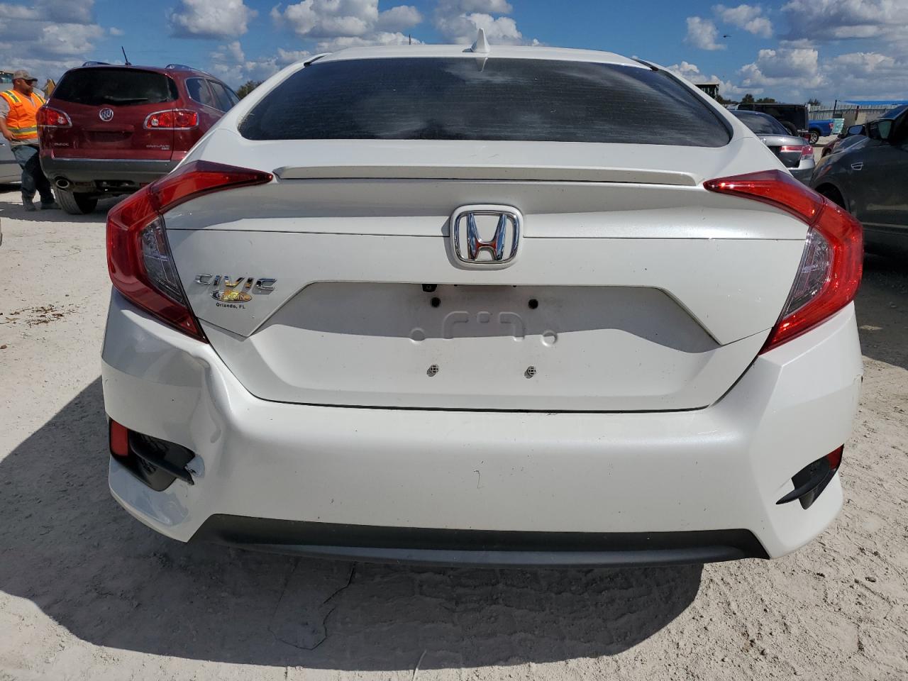 2018 Honda Civic Ex VIN: 19XFC1E31JE002813 Lot: 75404144