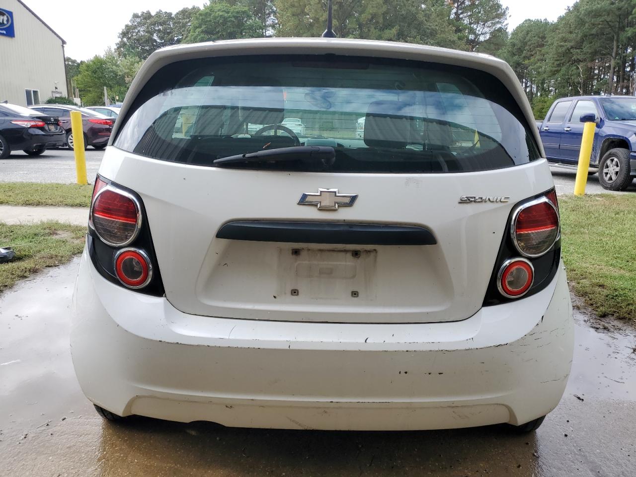 2013 Chevrolet Sonic Ls VIN: 1G1JA6SG0D4123738 Lot: 73685914