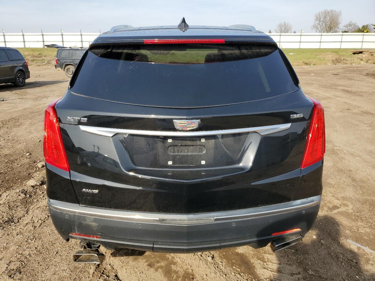 1GYKNDRS2KZ271429 2019 Cadillac Xt5 Luxury