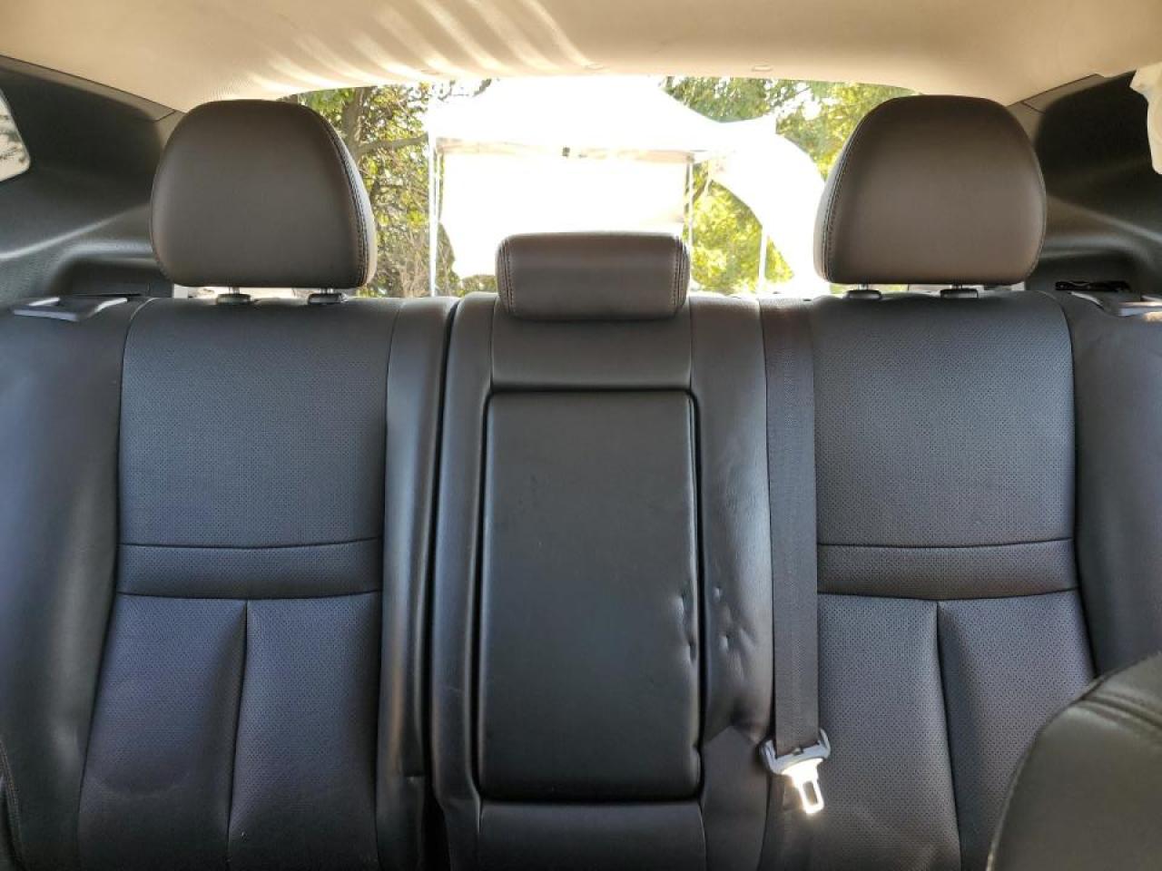 2018 Nissan Rogue - Image 10