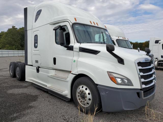 2020 Freightliner Cascadia 126 