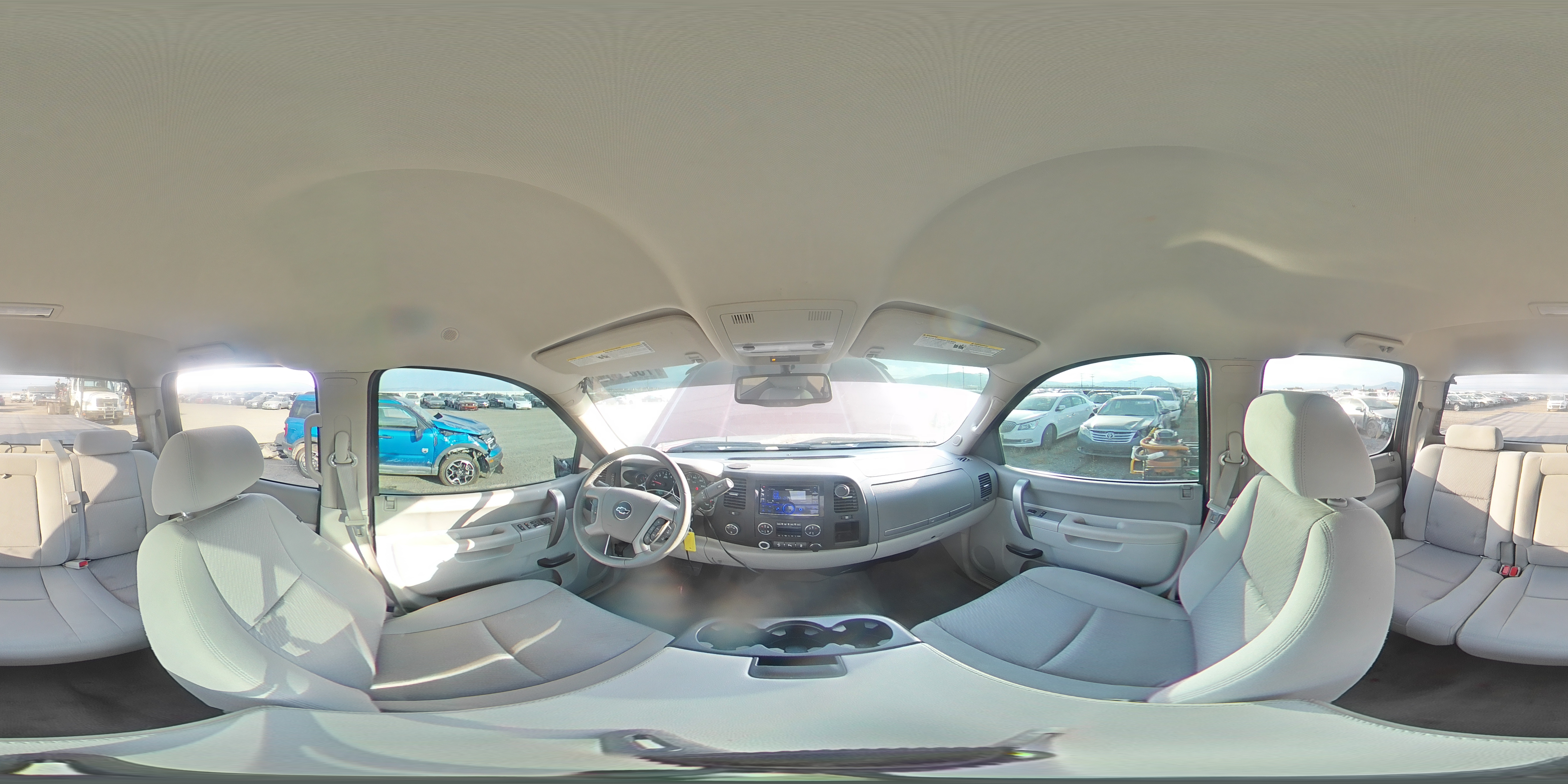 2013 Chevrolet Silverado - Image 12
