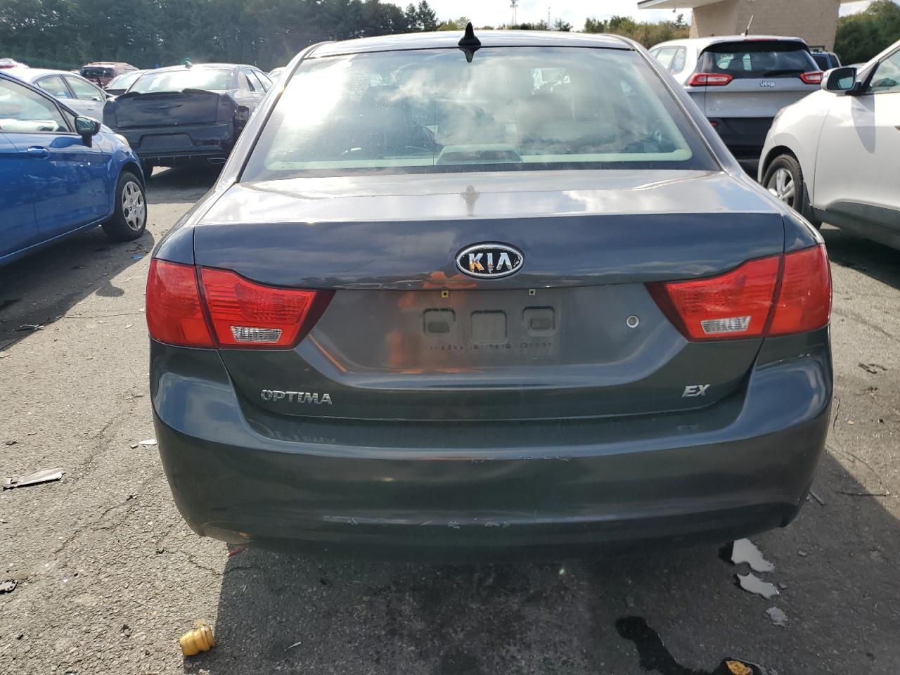 2010 Kia Optima - Image 6