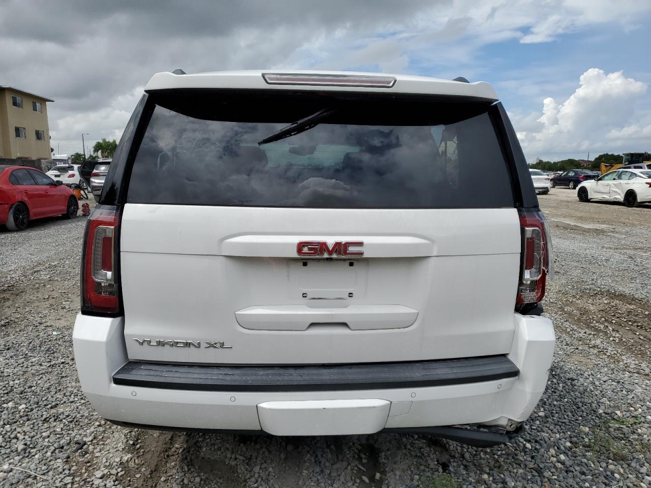 1GKS1HKC7FR653199 2015 GMC Yukon Xl C1500 Slt