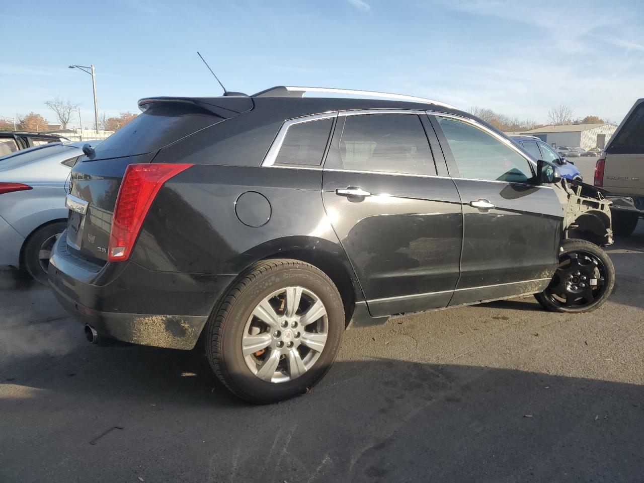 VIN 3GYFNEE30FS637946 2015 CADILLAC SRX no.3