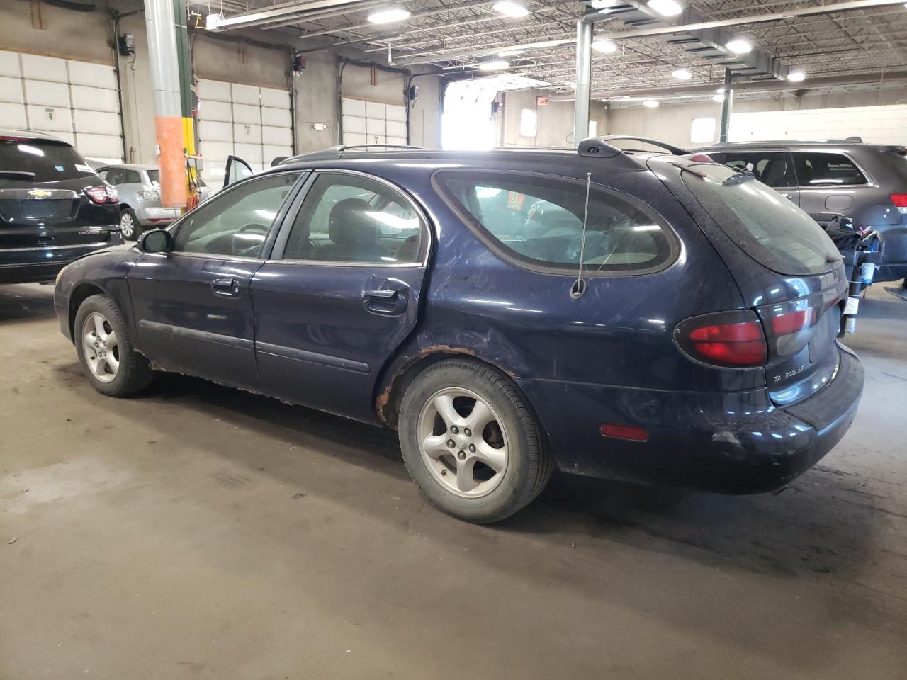 2001 Ford Taurus - Image 2
