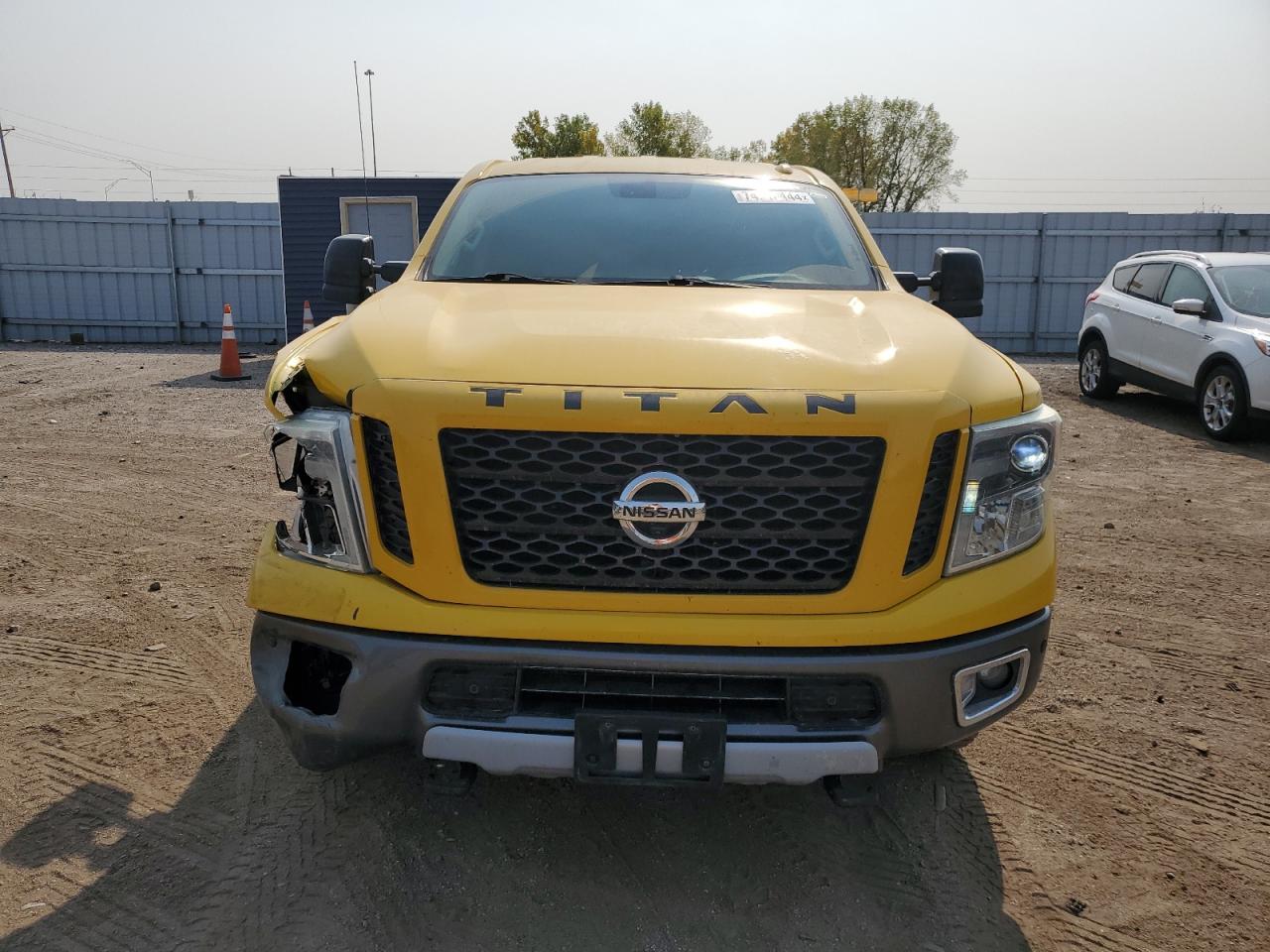 1N6BA1F43GN506115 2016 Nissan Titan Xd Sl