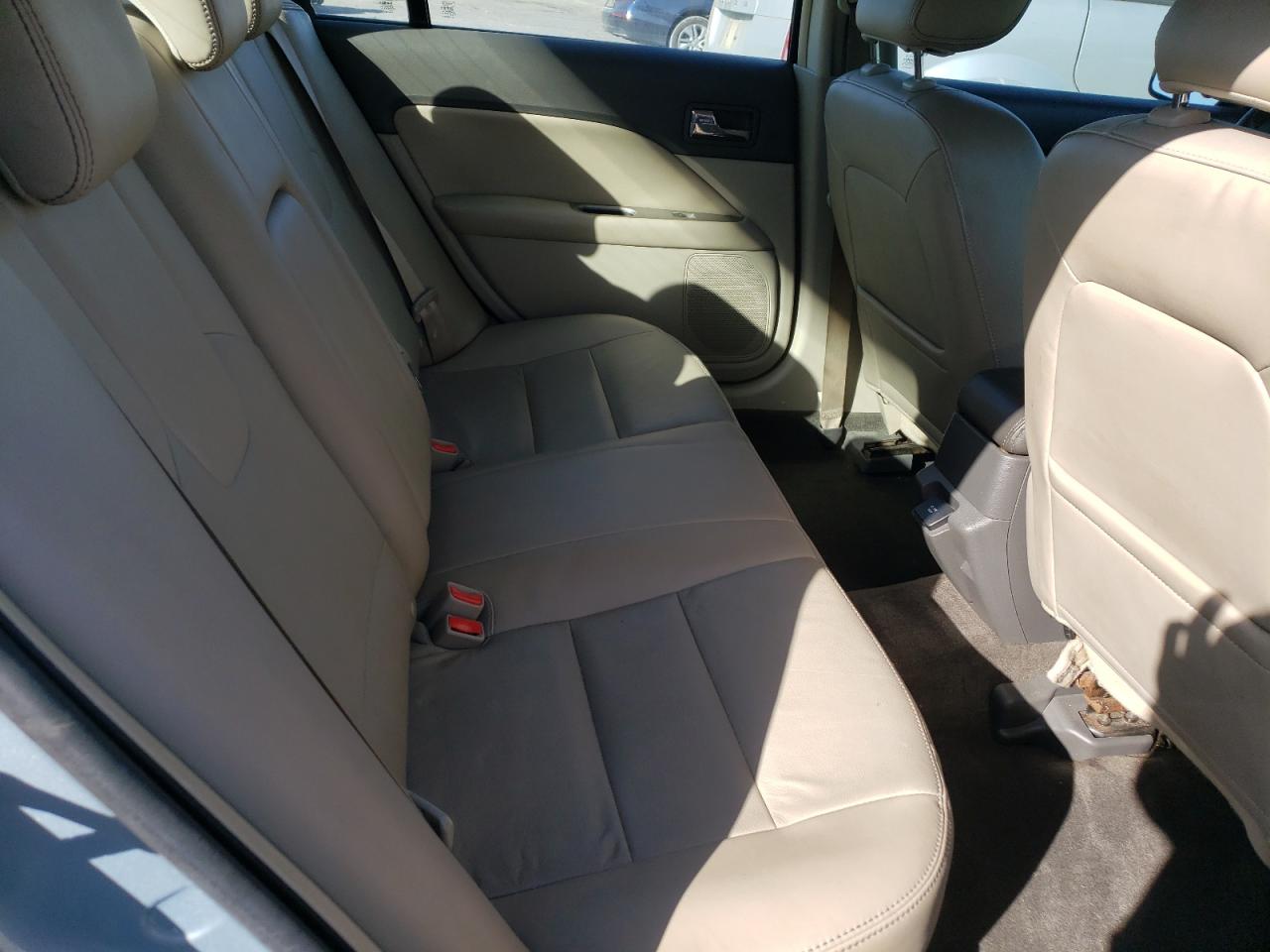 2010 Ford Fusion Hybrid VIN: 3FADP0L34AR298465 Lot: 74201434