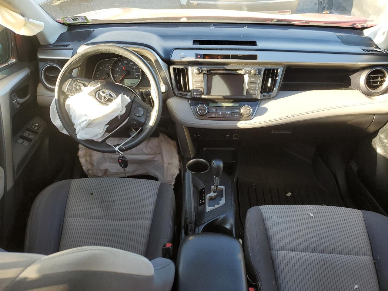 2015 Toyota RAV 4 - Image 8