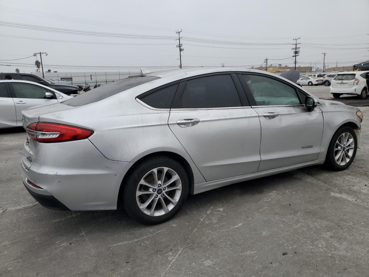 2019 Ford Fusion - Image 3
