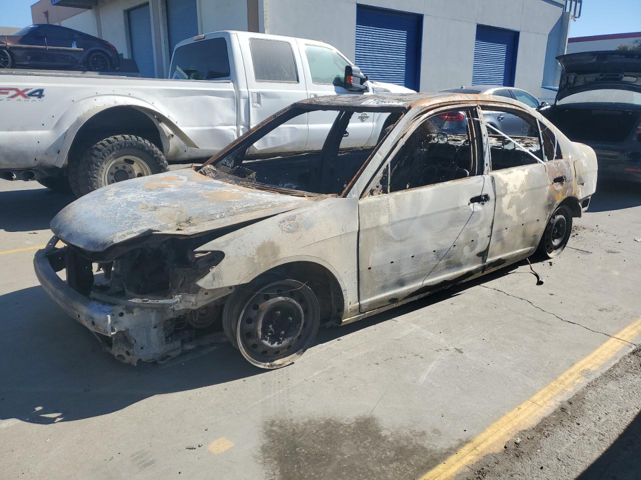 2004 Honda Civic Lx zu verkaufen in Hayward, CA - Burn