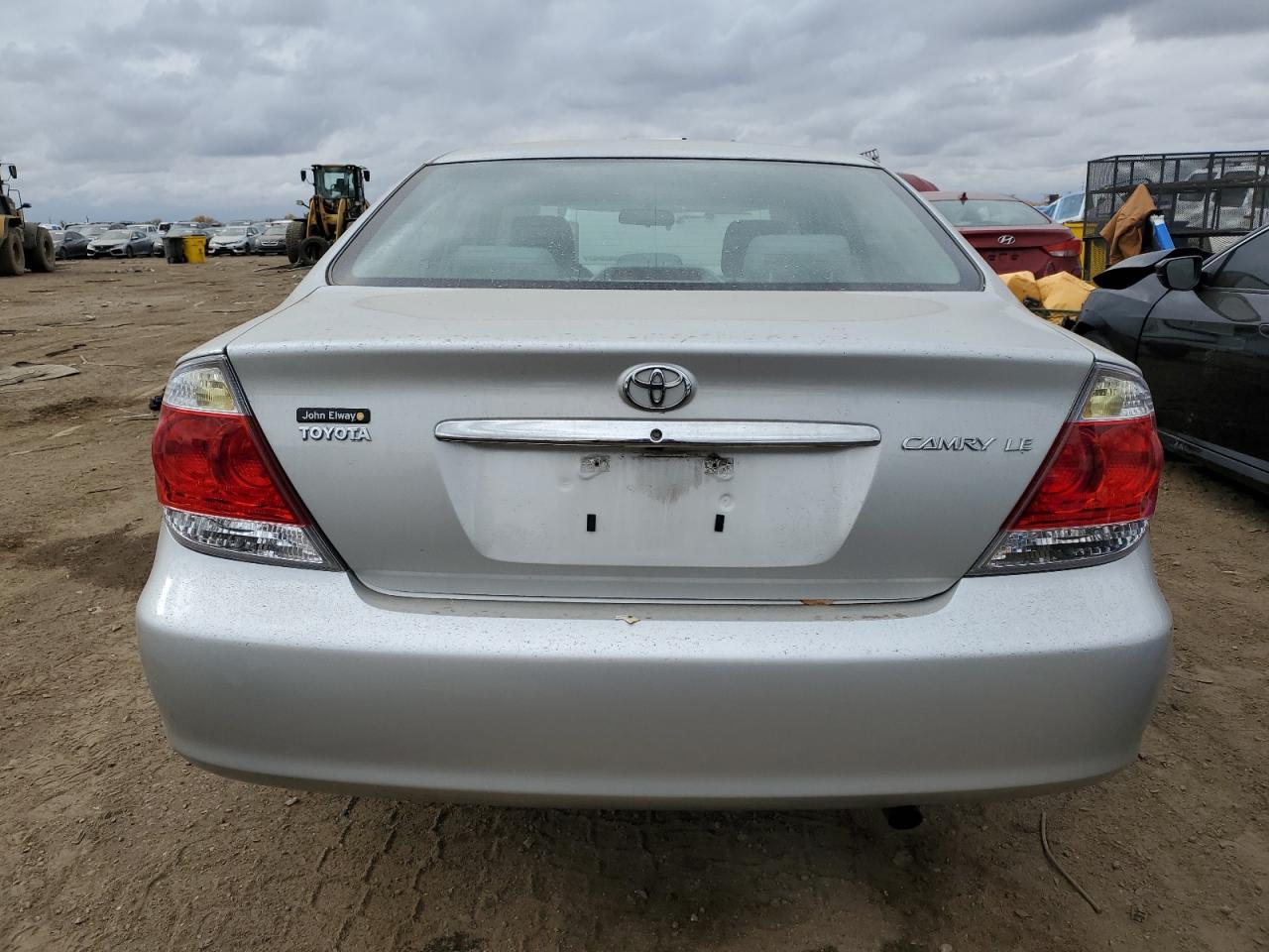 2005 Toyota Camry Le VIN: 4T1BE32K05U420833 Lot: 78195194