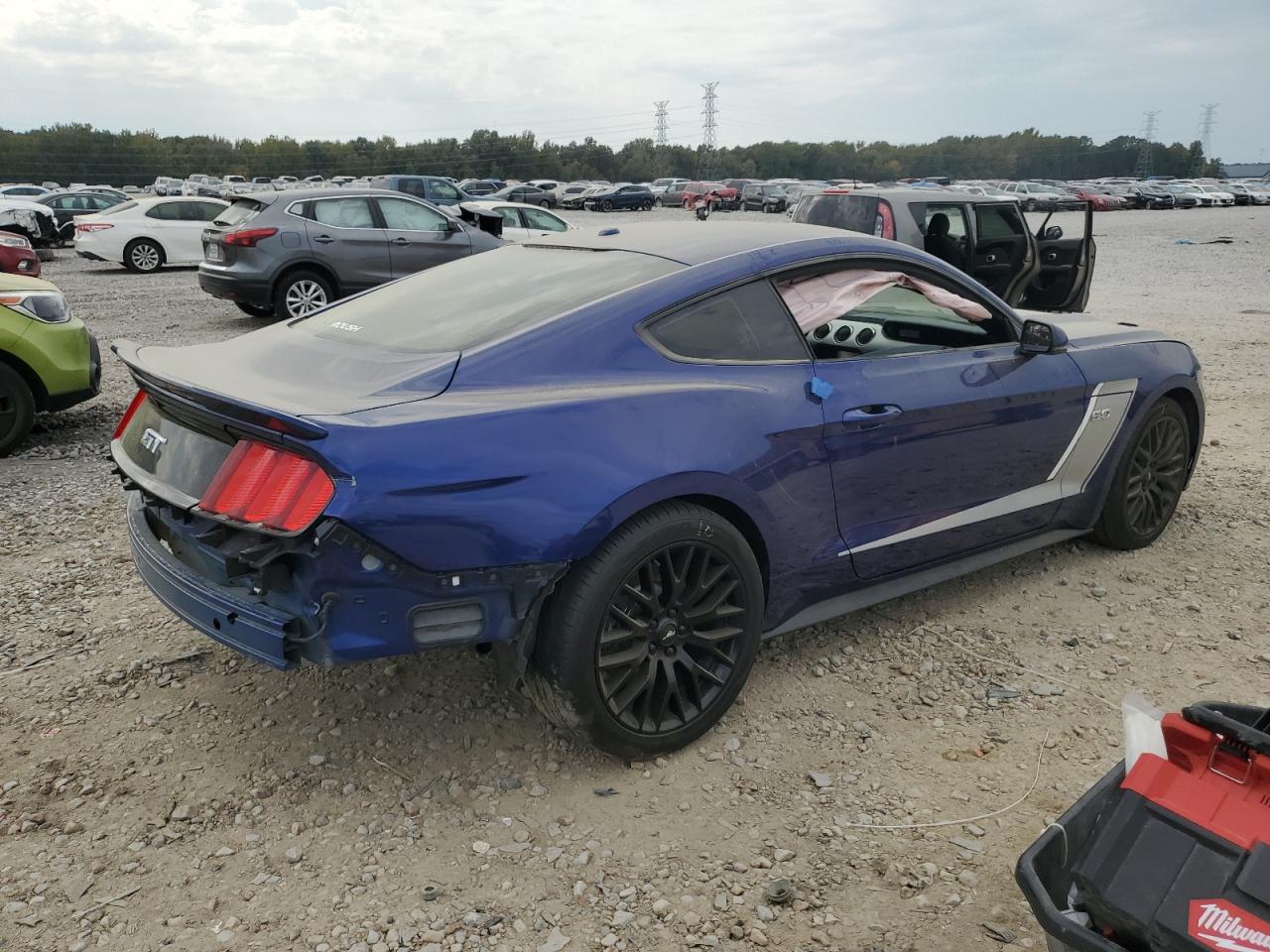 2015 Ford Mustang - Image 3